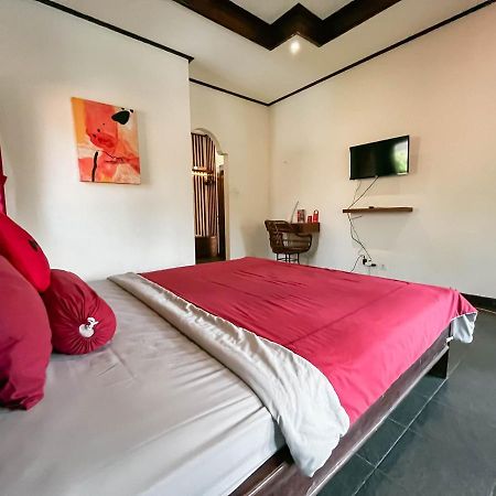 Reddoorz Plus Near Seminyak Square Denpasar  Exterior photo